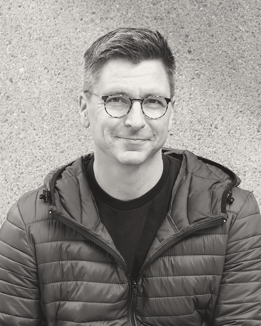 Muotokuva: Teemu Roos